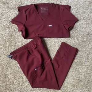 ❌Sold in M❌ Figs Scrubs Set (XS)